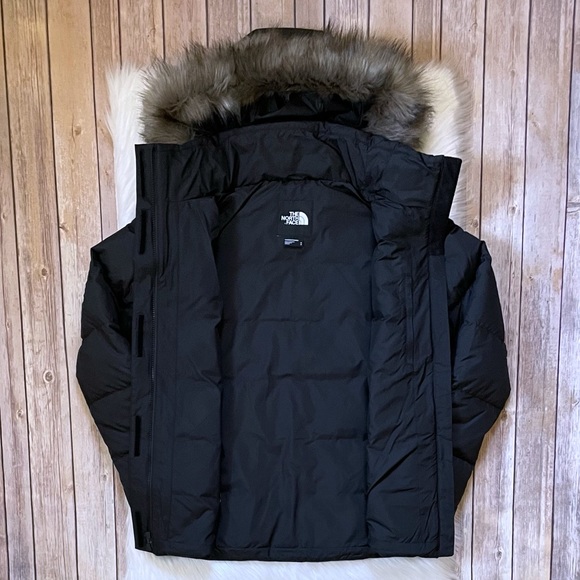 The North Face Women’s Gotham Jacket In TNF Black - Picture 5 of 9